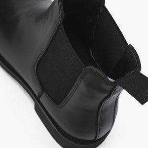 Old Money Chelsea Boots